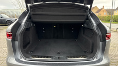 Jaguar F-Pace 2.0 D200 R-Dynamic Black 5dr Auto AWD Diesel Estate